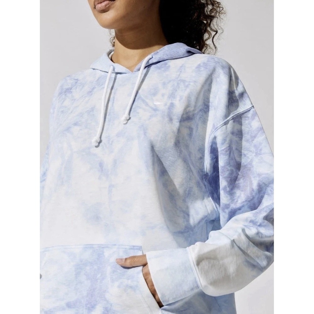 Nike Tie Dye Dri-Fit Icon Lightweight Pullover Hoodie Women's Size Medium NWOT - Picture 2 of 11